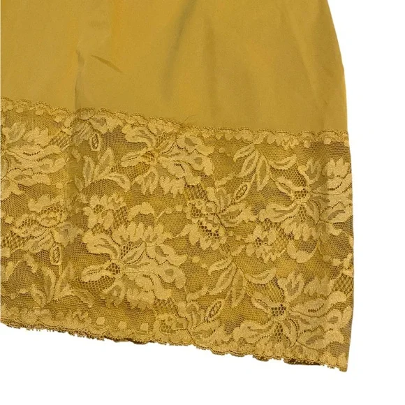 Vintage Yellow Lace Half Slip & Floral Half Slip Set Size Medium - Picture 3 of 3